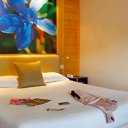 Les Roches 1500 Hotel 3*