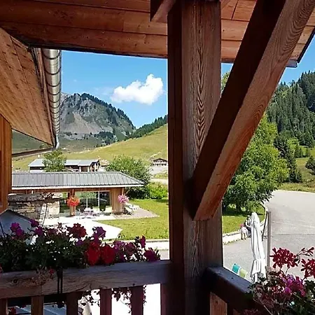 Les Roches 1500 3* Mieussy
